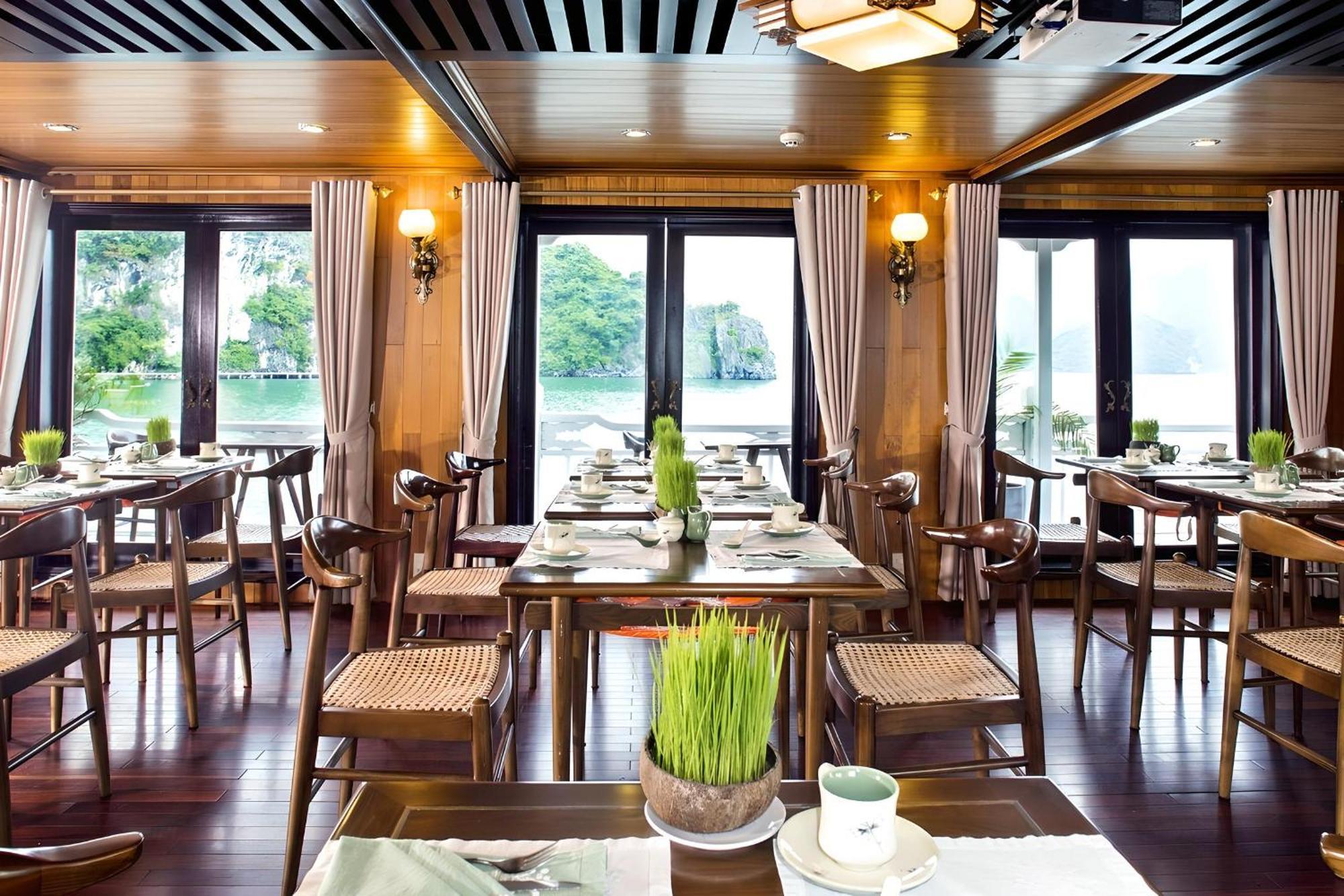 Hera Classic Boutique Cruise Hạ Long Exterior foto